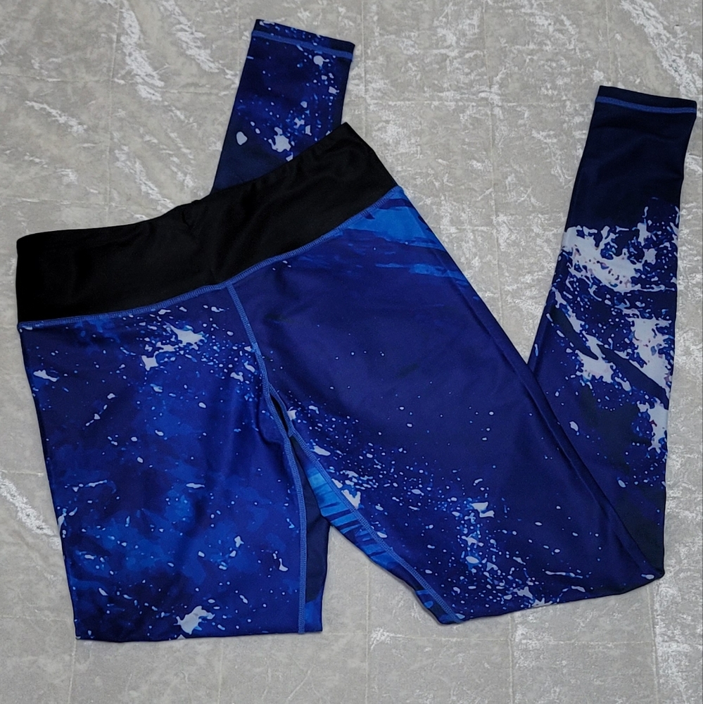 NWOT Mid-Rise Black blue Galaxy Full Length Leggings